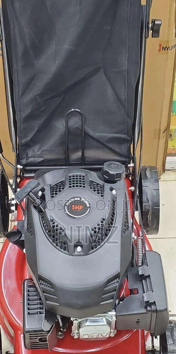 Powerful 5 Hp Lawn Mower