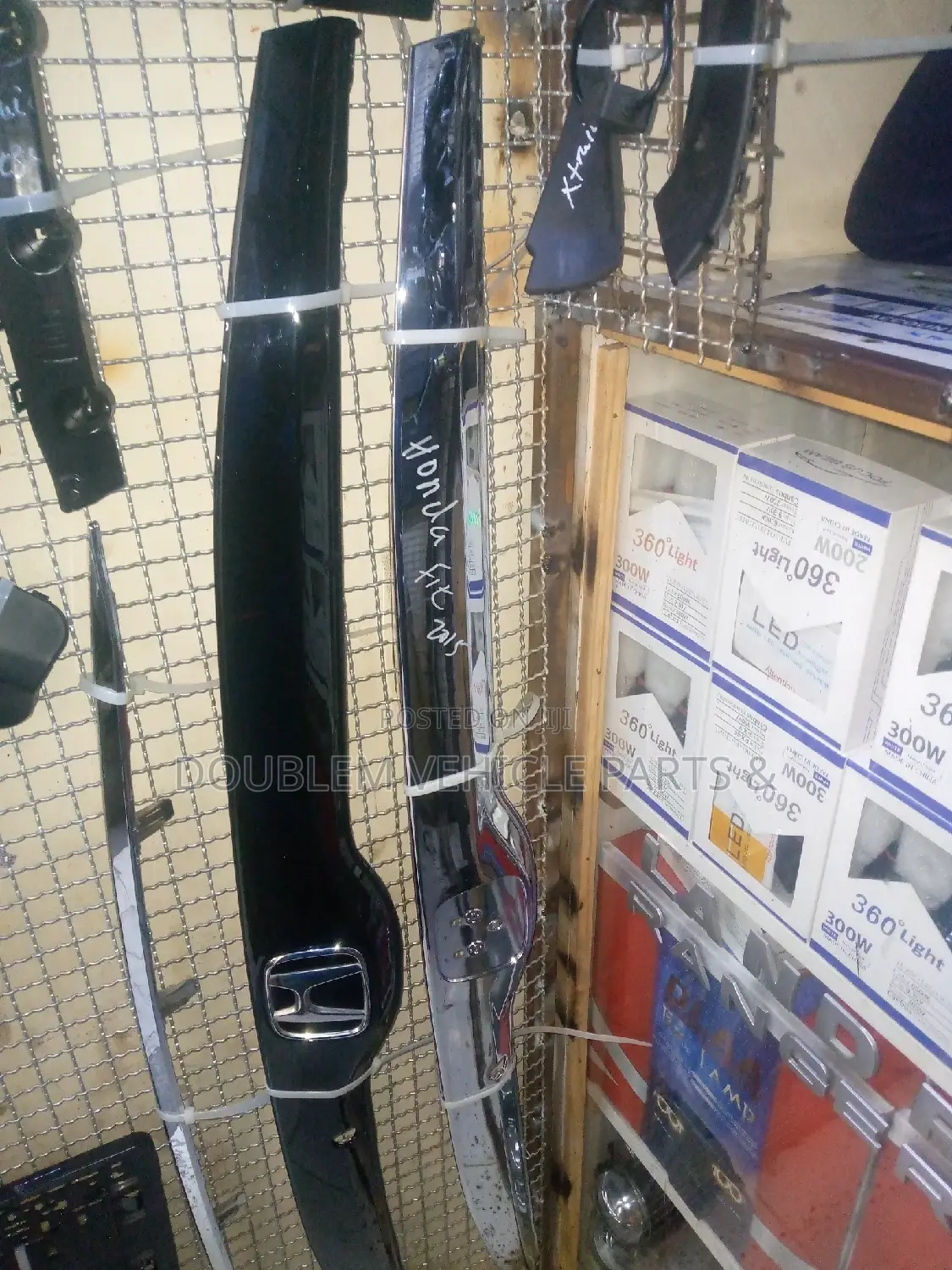 Boot Handle Honda Fit 2015 Black and Chrome