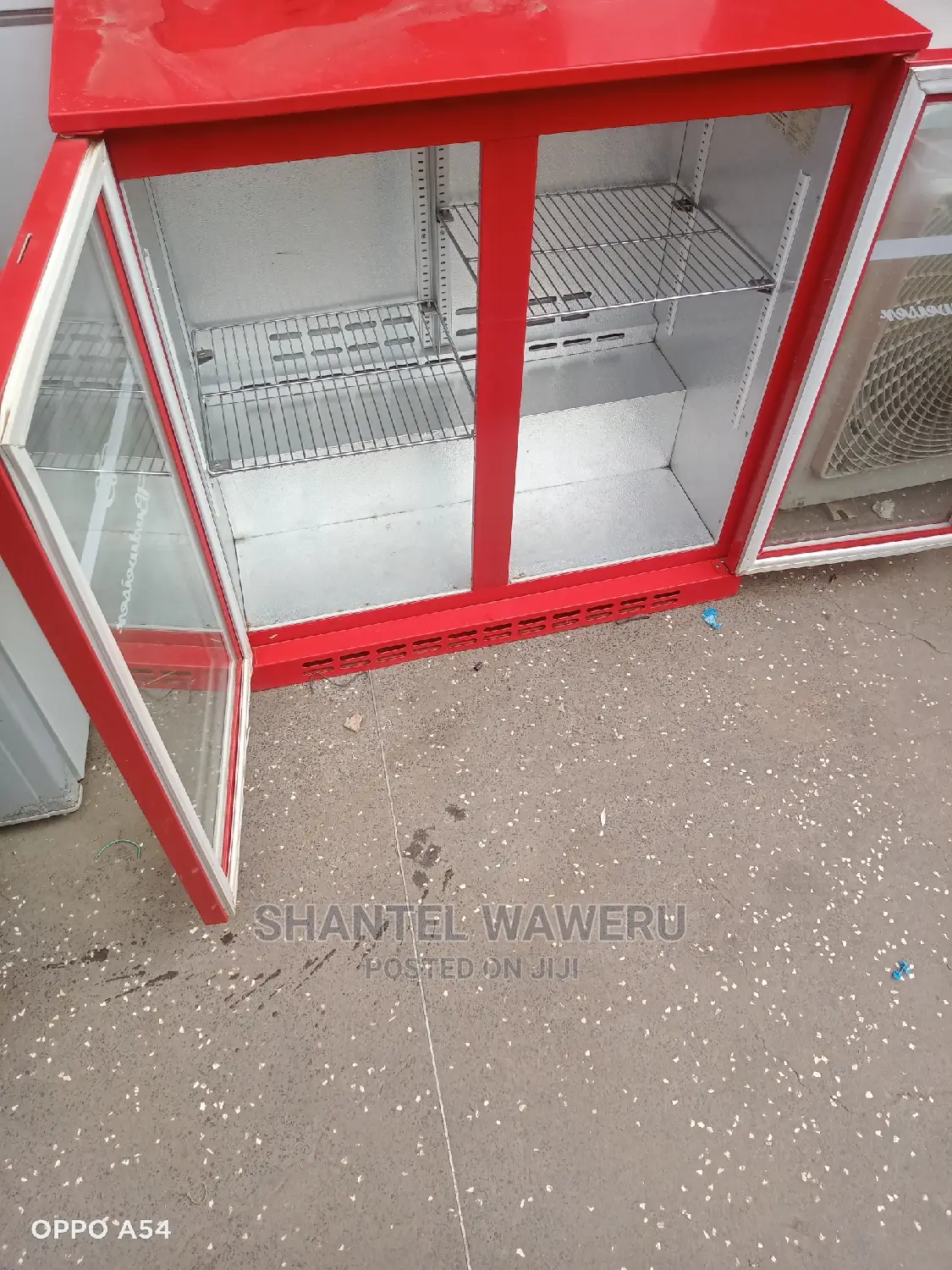 Under Display Chiller
