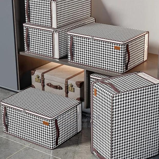 Quilt Duvet/Closet Organizer - thumbnail 2