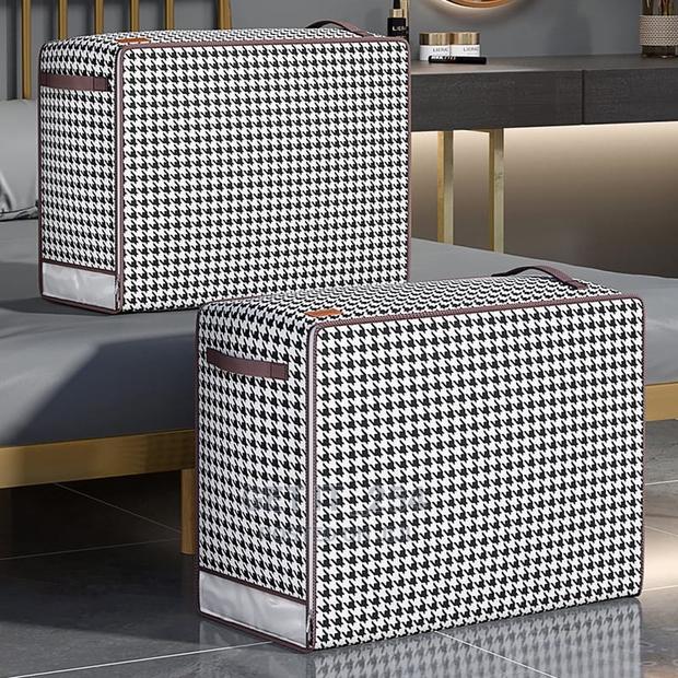 Quilt Duvet/Closet Organizer - thumbnail 4