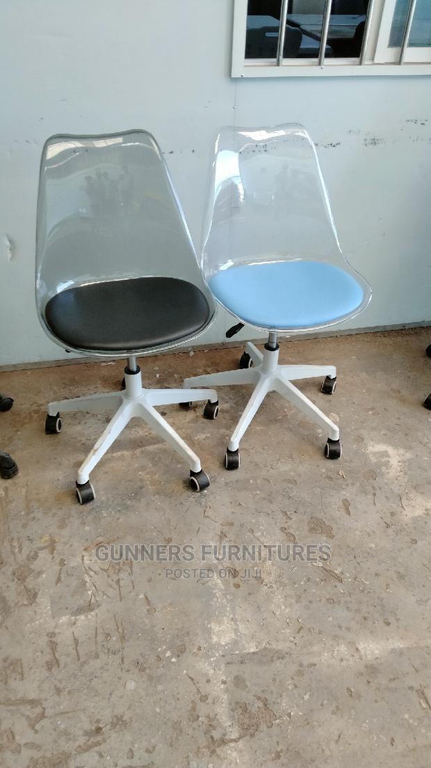Office Chairs - thumbnail 2