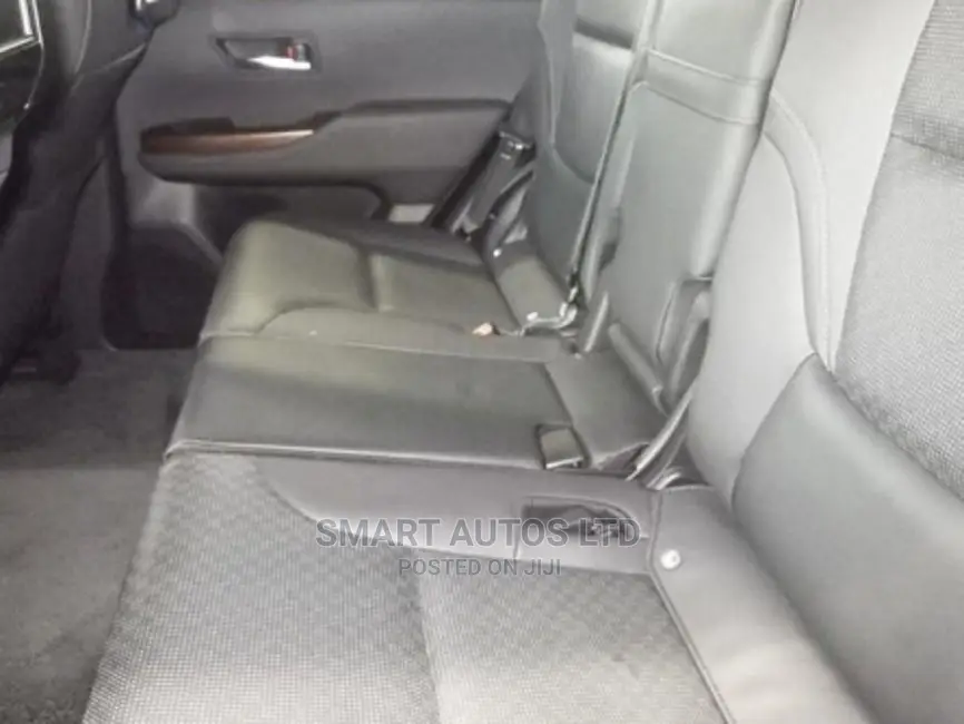 Toyota Land Cruiser 2021 Pearl