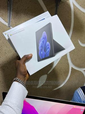 New Microsoft Surface Pro 512 GB Black - main view