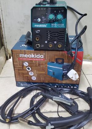 Mig Machine 250A - thumbnail 2