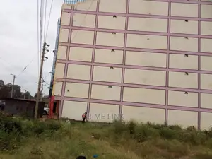 Commercial 1/8acre on Tarmac