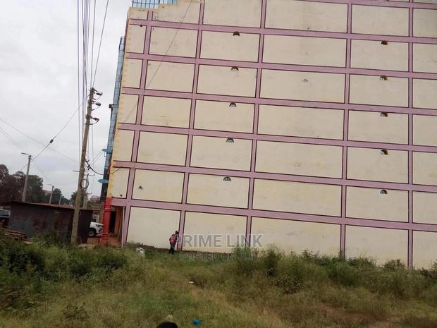 Commercial 1/8acre on Tarmac - thumbnail 2