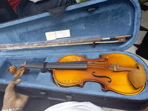 Maple Leaf Violin  Wood