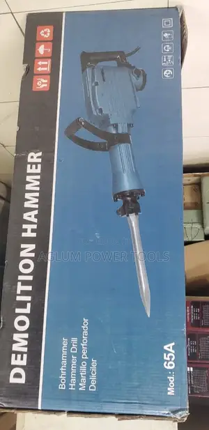 Makita Demolition Hammer 2200W