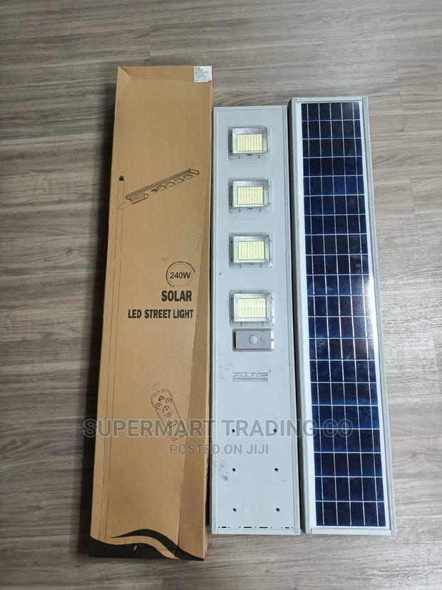 Altop Alluminium Solar Streetlight 240wts - thumbnail 3