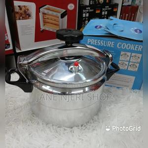 Manual Pressure Cooker - thumbnail 2