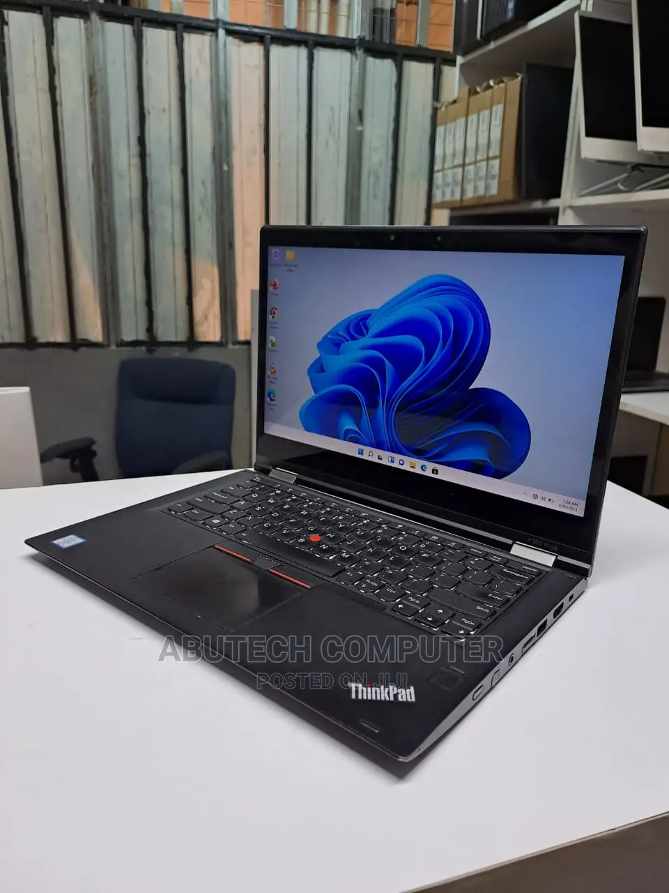 Laptop Lenovo ThinkPad X380 Yoga 16GB Intel Core I7 SSD 512GB
