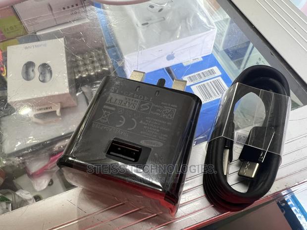 Type C Samsung Fast Chargers - main view