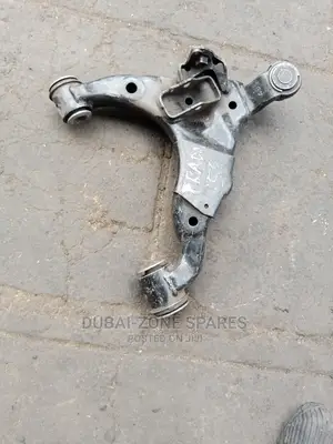 Prado J150 Lower Control Arms With Link and Without Link.
