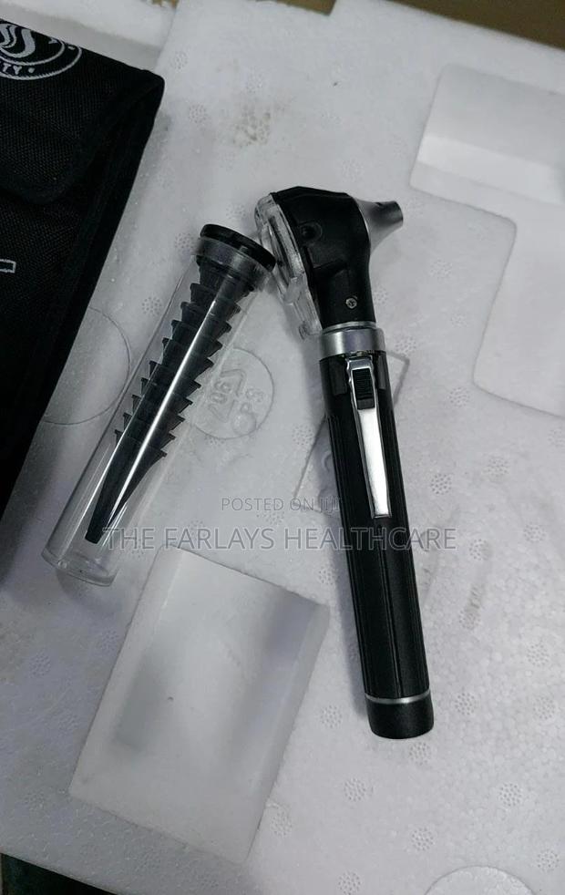 Otoscope . [Auriscope] - main view