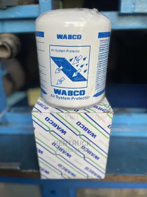 Air Dryer Filter for Man/Benz/Steyr/Sinotruck/Daf