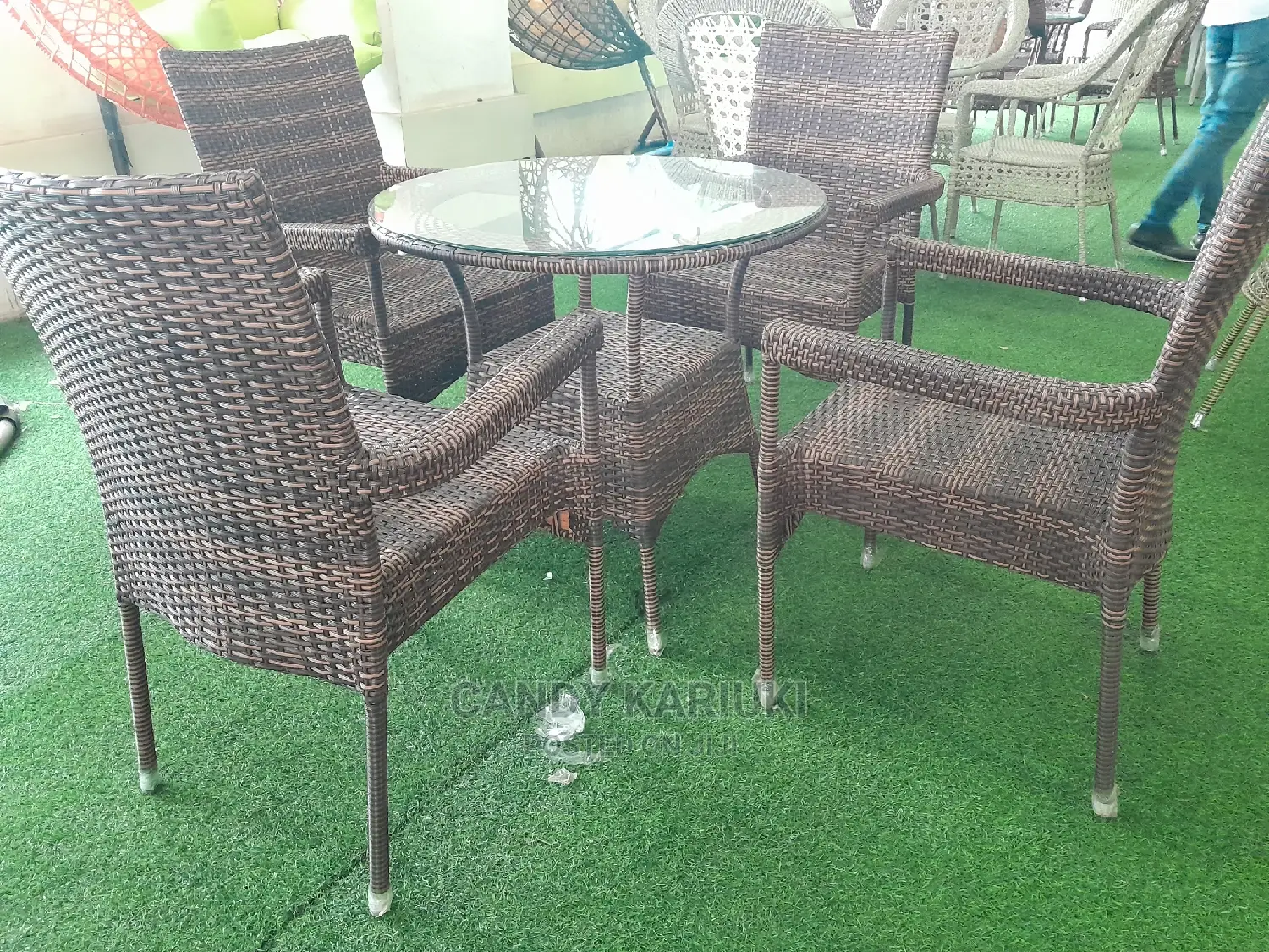 Outdoor Set With 4 Seats and a Table