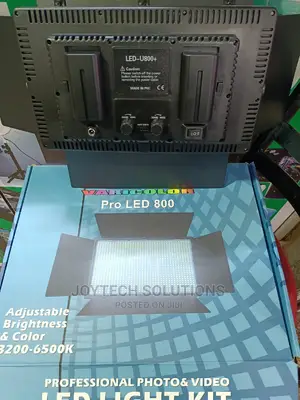 Super Blight Led UC - 800 Vedio Led Kit.