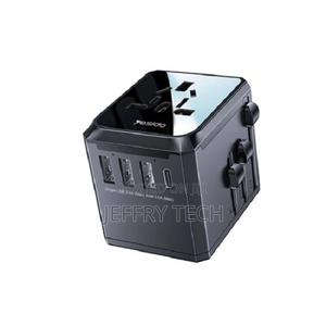 Yesido Mc10 Universal Adapter With 3 USB and Type-C Charging - thumbnail 2