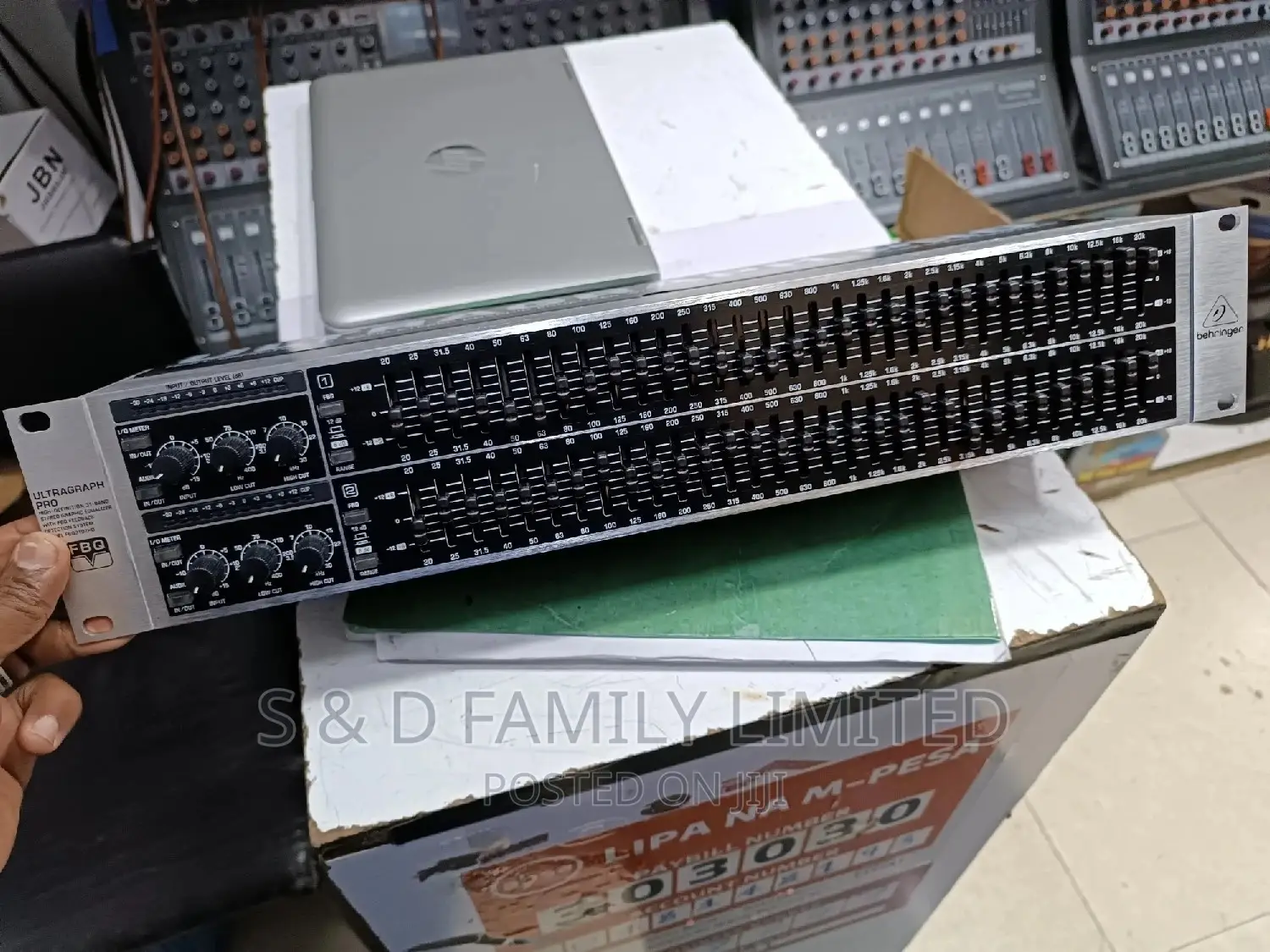 Behringer Ultragraph Pro Equalizer