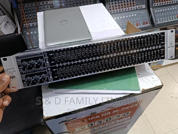Behringer Ultragraph Pro Equalizer