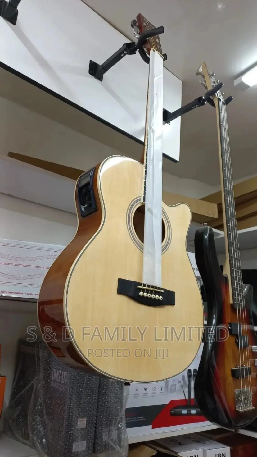 Semi Acoustic Size 40