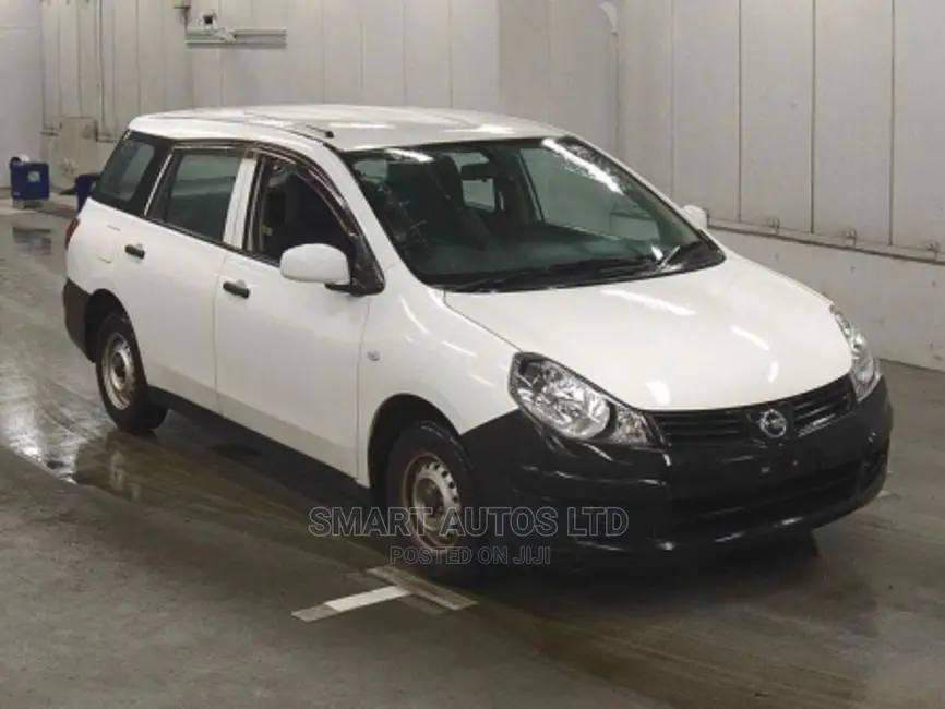 Nissan Advan 2016 White