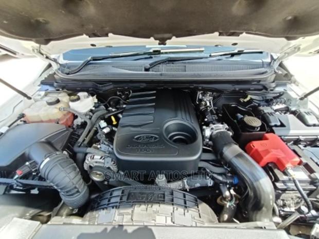 Ford Everest 2016 White - thumbnail 13