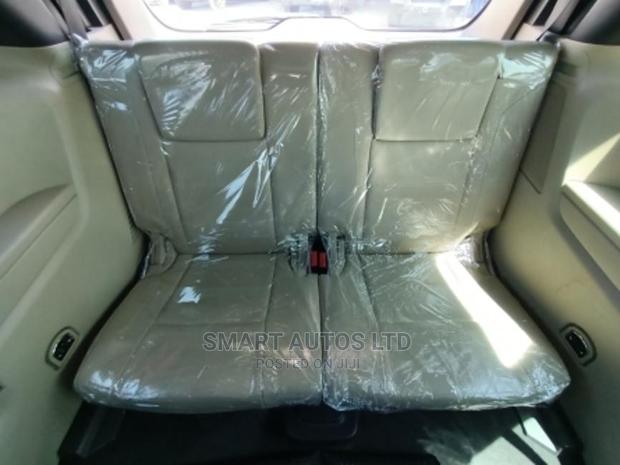 Ford Everest 2016 White - thumbnail 14
