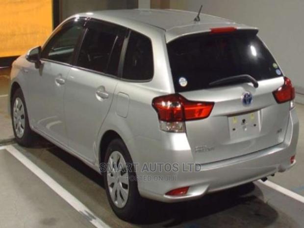 Toyota Corolla Fielder 2016 Silver - thumbnail 5