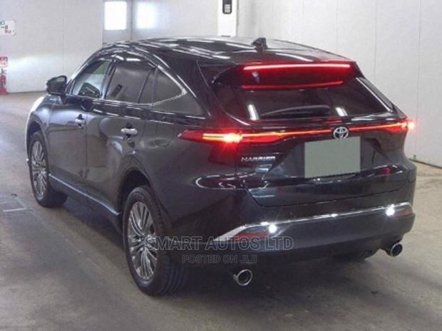 Toyota Harrier 2020 Black - thumbnail 3