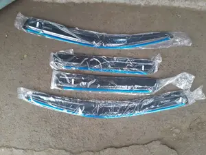 Mazda Demio O5 Windbreakers