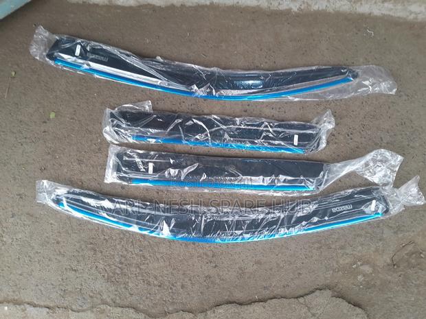 Mazda Demio O5 Windbreakers - thumbnail 2