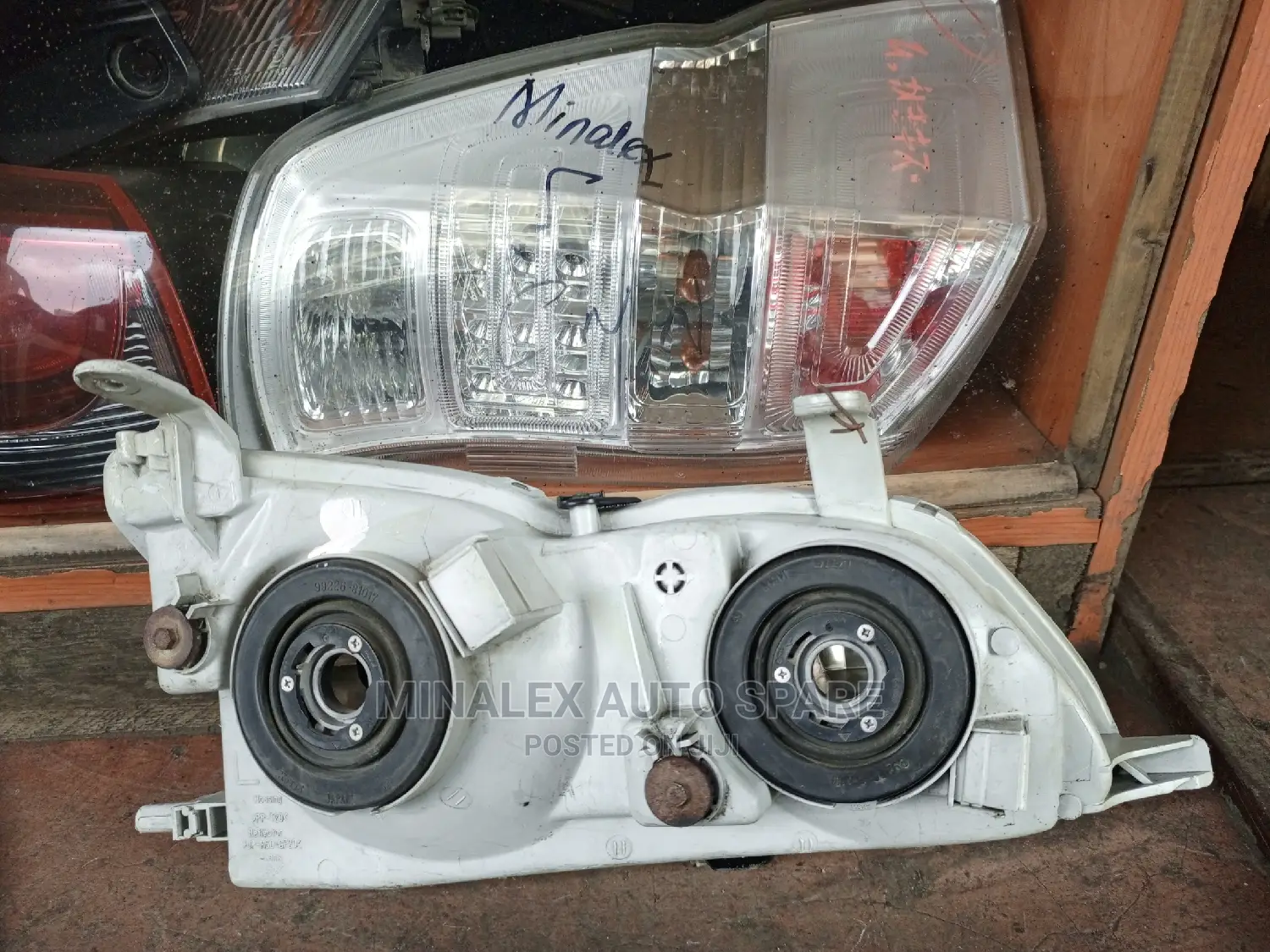 Toyota Gaia Old Model (Straight) Headlights