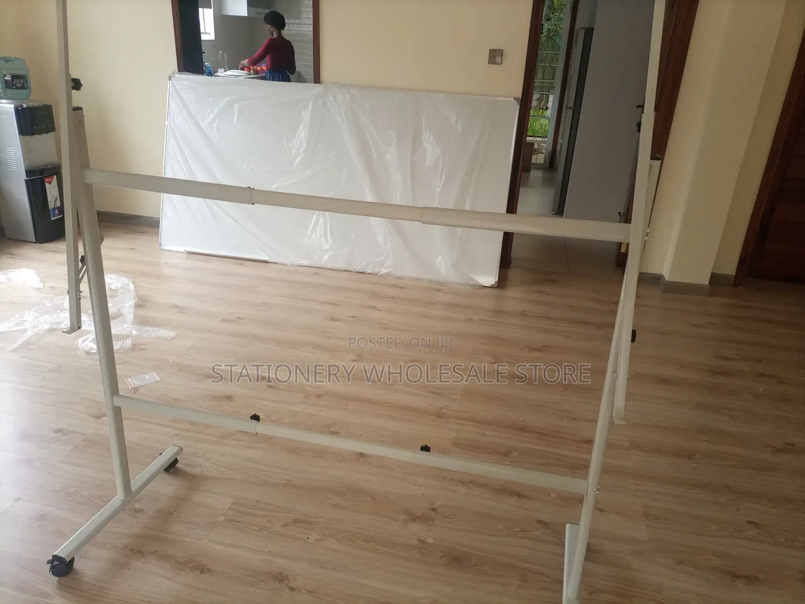 Wheeled Whiteboard Stand – Stand for Schools 3ft X 2ft