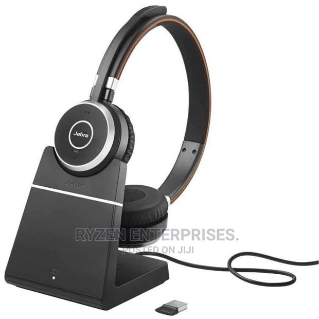 Jabra Evolve 65 With Charging Stand MS - main view