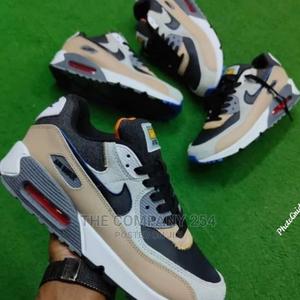 Designer Nike Casual Nike Air Max 90 Sneakers - thumbnail 2