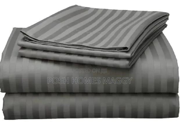 Cotton Stripped Bedsheets - main view