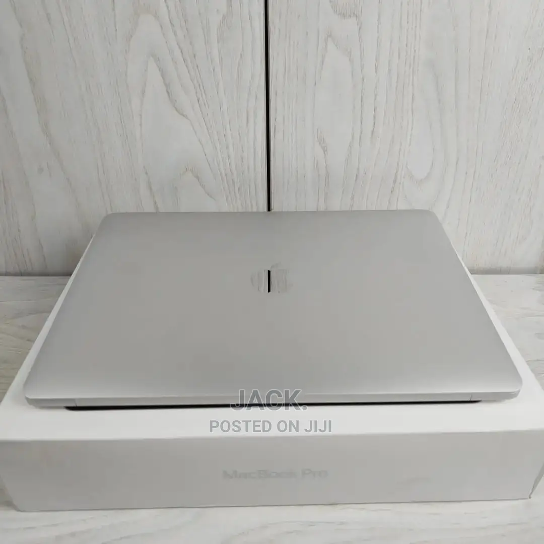 Laptop Apple MacBook Pro 2020 M1 16GB Apple M1 Pro SSD 256GB