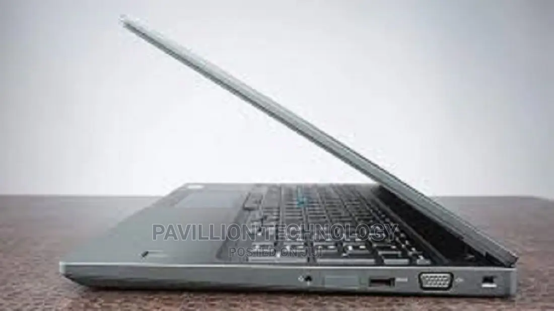 Laptop Dell Latitude 15 5580 16GB Intel Core I7 SSD 256GB