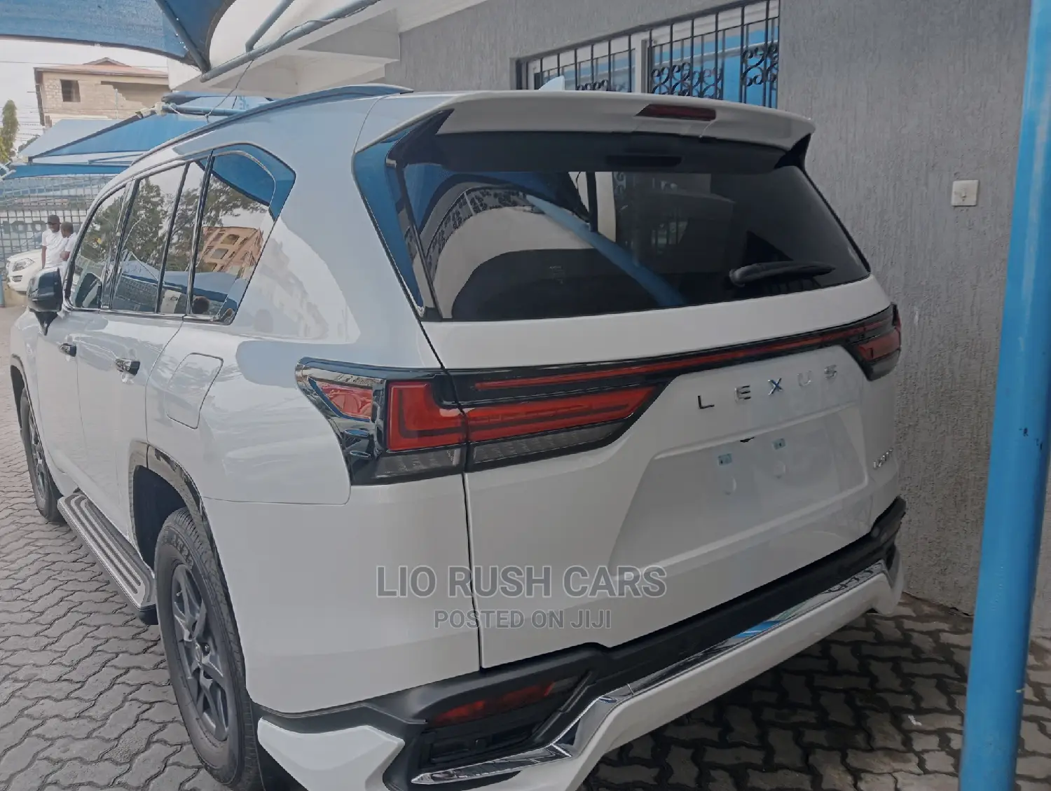 Lexus LX 2017 White