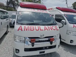 Toyota HiAce 2018 White