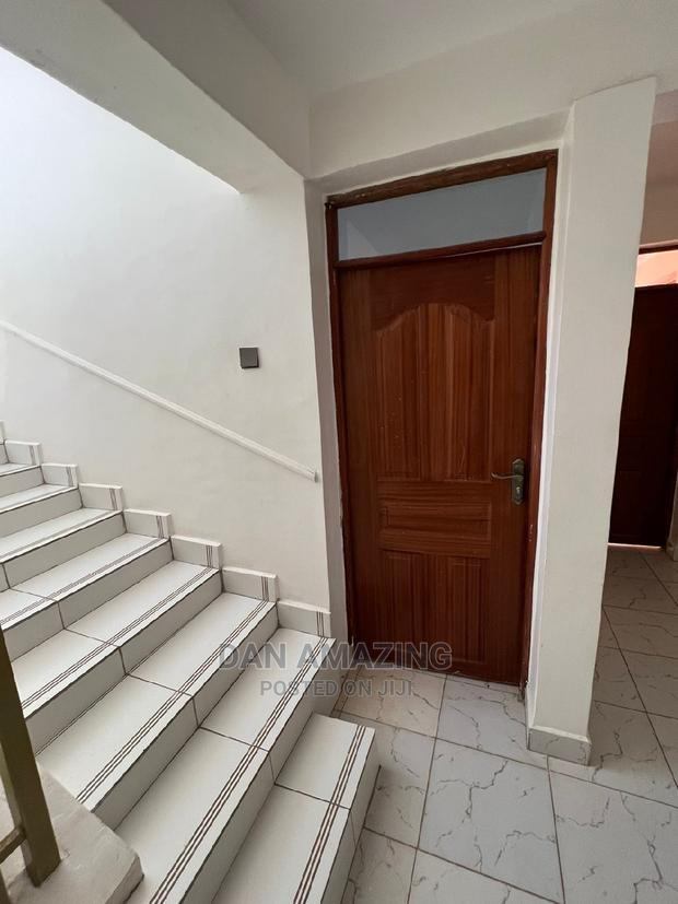 6bdrm Maisonette in Membley Estate for sale - thumbnail 8