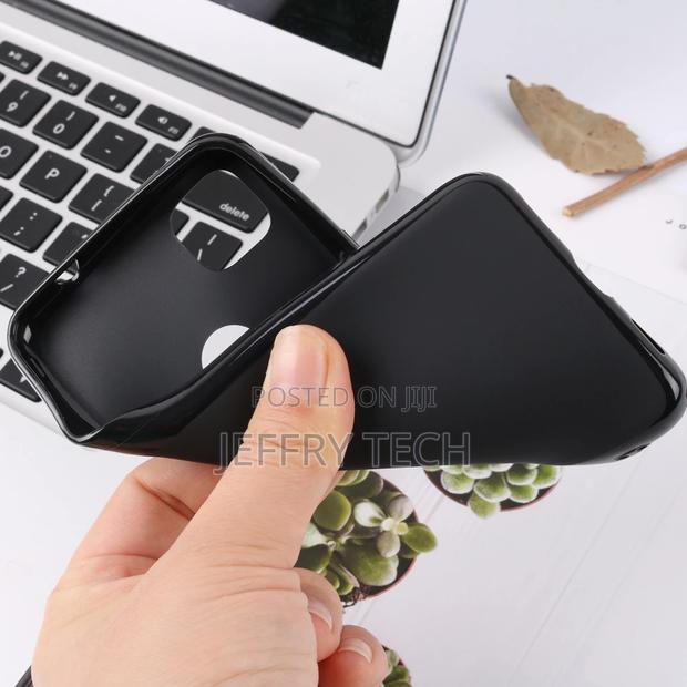 Anti-Knock Soft Black TPU Case for Google Pixel 4a - thumbnail 3