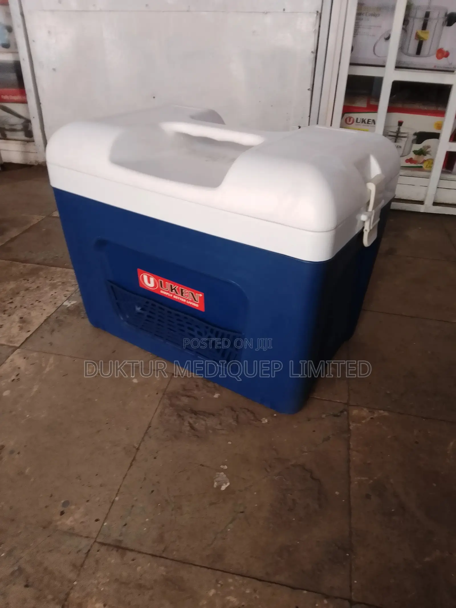 30L Blood Cooler Box ( Without Wheels)