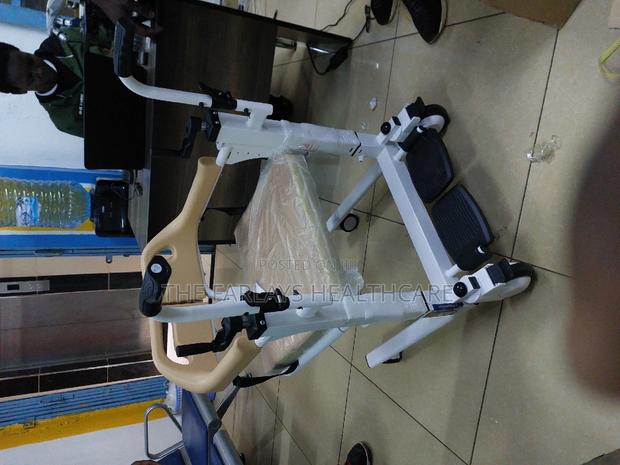 Patient Transfer Chair With Commode. - thumbnail 4