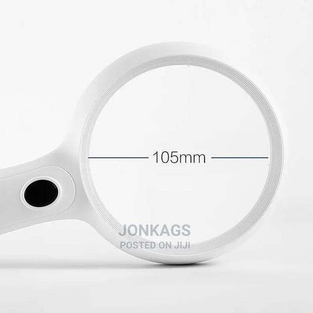 130mm Extra Large Magnifying Glass With LED Lights - thumbnail 5