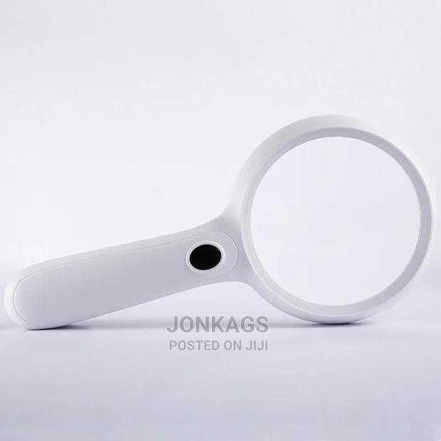 130mm Extra Large Magnifying Glass With LED Lights - thumbnail 7