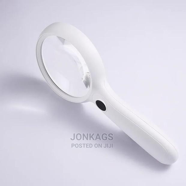 130mm Extra Large Magnifying Glass With LED Lights - thumbnail 9