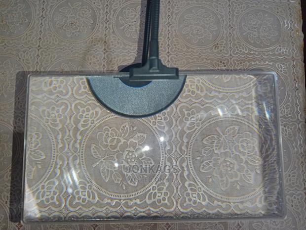 Goose Neck Table Magnifying Glass - thumbnail 8